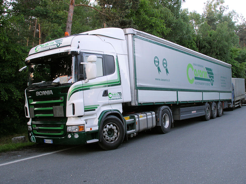 IT-Scania-R-480-weiss-Holz-250609-01.jpg