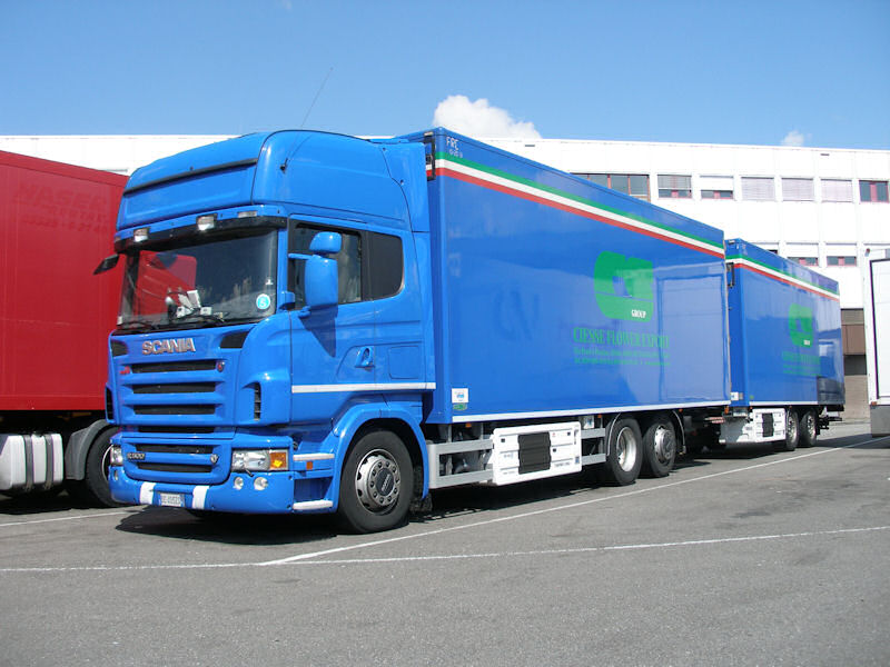 IT-Scania-R-500-blau-Holz-020709-01.jpg