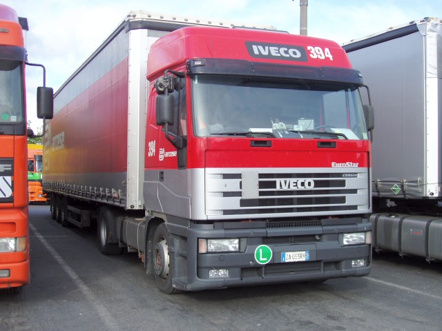 Iveco-EuroStar-Arcese-Holz-010604-1-I.jpg