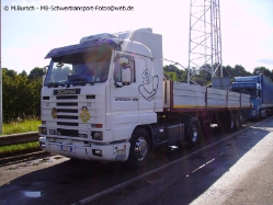 Scania-143-M-450-weiss-Bursch-170707-07-IT
