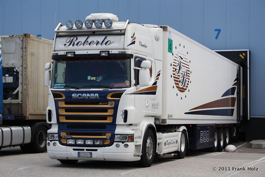 IT-Scania-R-580-Roberto-Holz-090711-01.jpg