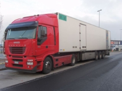 Iveco-Stralis-AS-440S48-rot-Holz-161105-01-I