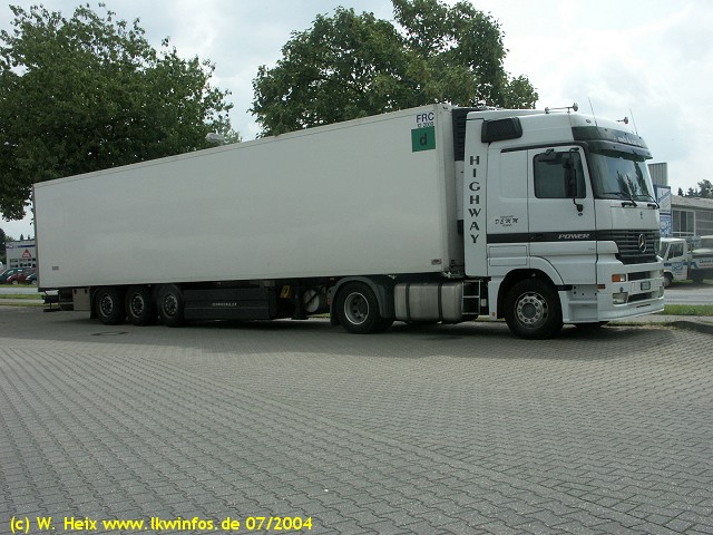 MB-Actros-weiss-190704-1-I.jpg