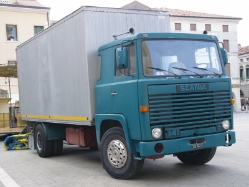 Scania-141-blau-Gelain-301007-01-IT