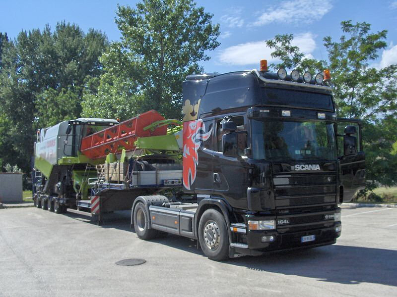 IT-Scania-164-L-580-schwarz-Decsi-090308-02.jpg - Akos Decsi