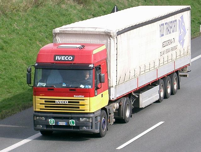 Iveco-EuroStar-Szy-090504-1-I.jpg - Trucker Jack