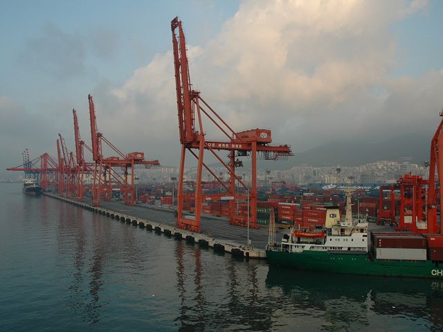 Hafen-Pusan-Jeong-170804-3.jpg