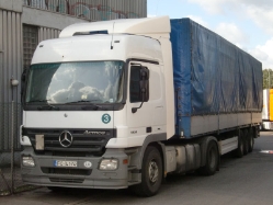 LV-MB-Actros-MP2-1836-weiss-DS-070110-01