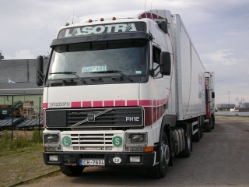 Volvo-FH12-420-Lasotra-Wihlborg-030906-01
