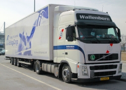 Volvo-FH12-420-Wallenborn-Schiffner-180806-01-LUX