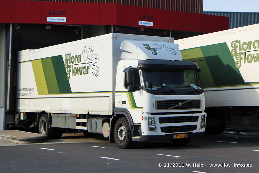 NL-Volvo-FM9-240-Flora-Flower-131111-01.jpg