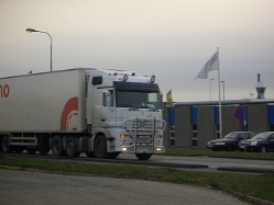 MB-Actros-weiss-(Stober)-0104-1-(NOR)