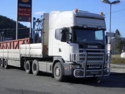 Scania-164-G-580-weiss-Stober-270604-1-NOR