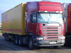 Scania-164-L-580-DHL-Stober-100404-1-NOR