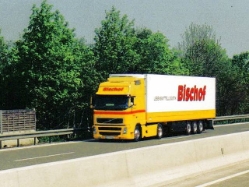 Volvo-FH12-Bischof-Ecker-200205-01-AUT