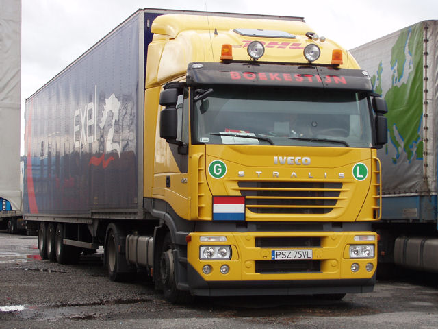 Iveco-Stralis-AS-440-S-43-gelb-Holz-030407-01-PL.jpg