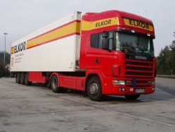 Scania-124-L-420-Elkor-Holz-051005-01-PL