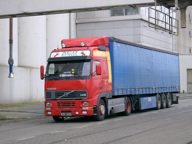 Volvo-FH12-PLSZ-Poltrans-Szy-140304-1-PL.jpg - Trucker Jack