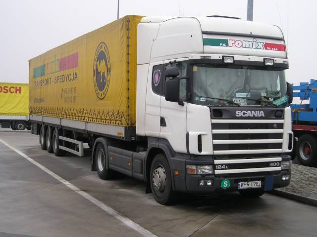 Scania-124-L-400-Romix-Reck-020405-01-PL.jpg