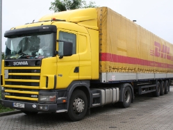 Scania-124-L-420-gelb-Reck-051107-01-PL