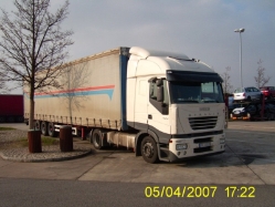 Iveco-Stralis-AS-440-S-43-weiss-Hermann-020208-01-PL