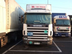 Scania-144-L-460-Tim-Trade-Fustinoni-010706-02-SCG