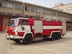 Steyr-32-S-36-Rosenbauer-Feuerwehr-Hlavak-290405-01-SK