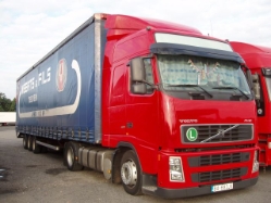 Volvo-FH12-460-rot-Holz-120805-01-SK