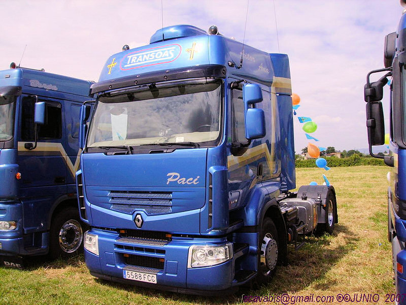 Renault-Premium-Route-440-blau-F-Pello-181207-01-ESP.jpg