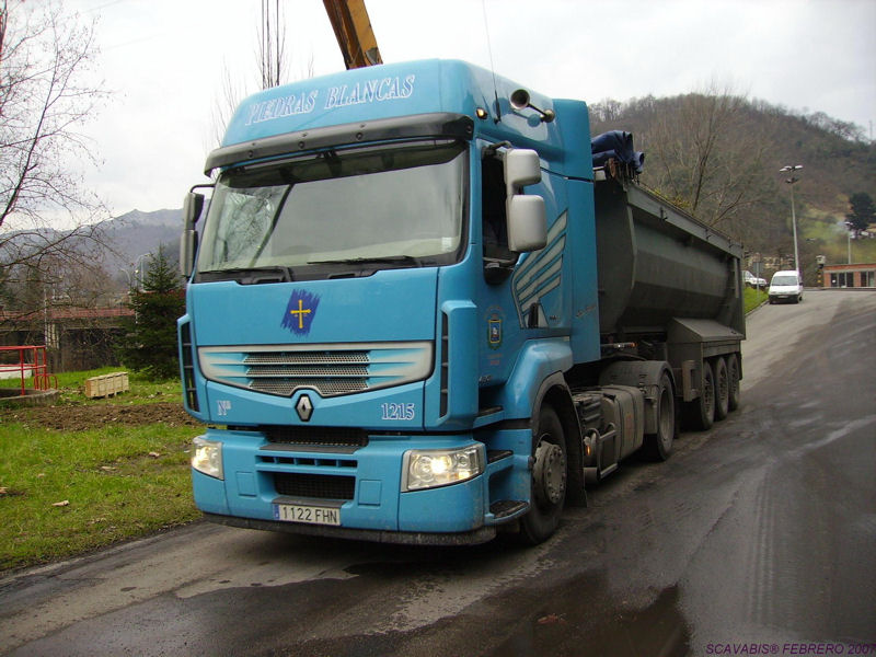 Renault-Premium-Route-blau-F-Pello-200607-01-ESP.jpg