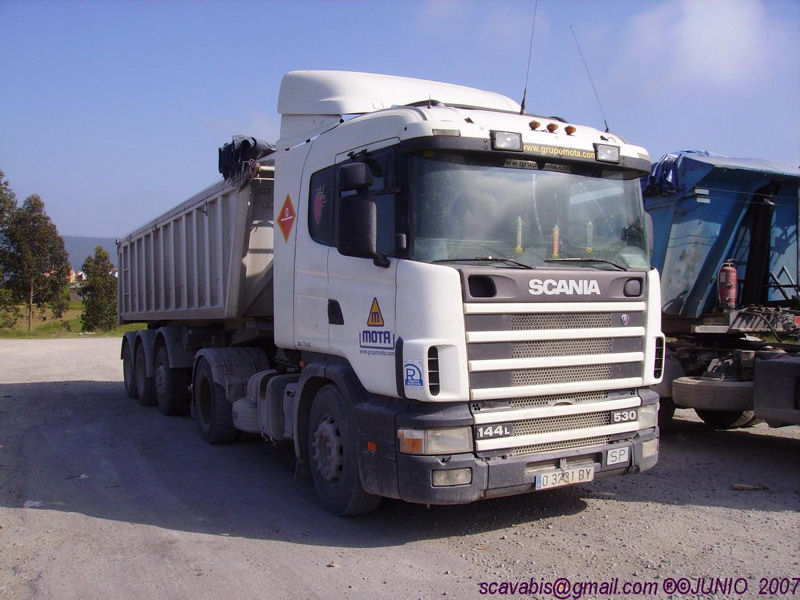 Scania-144-L-530-weiss-F-Pello-200706-02-ESP.jpg