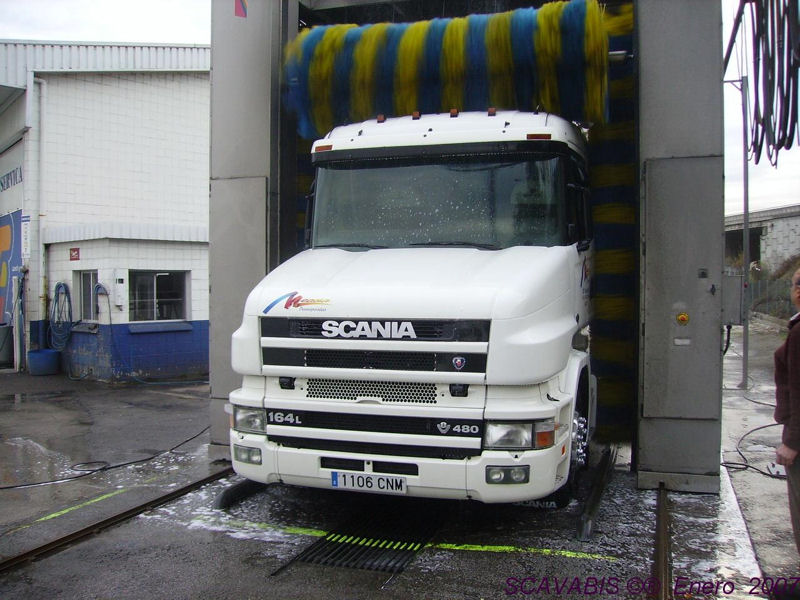 Scania-164-L-480-weiss-F-Pello-200607-06-ESP.jpg