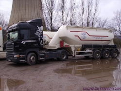 Scania-R-560-schwarz-F-Pello-200607-03-ESP