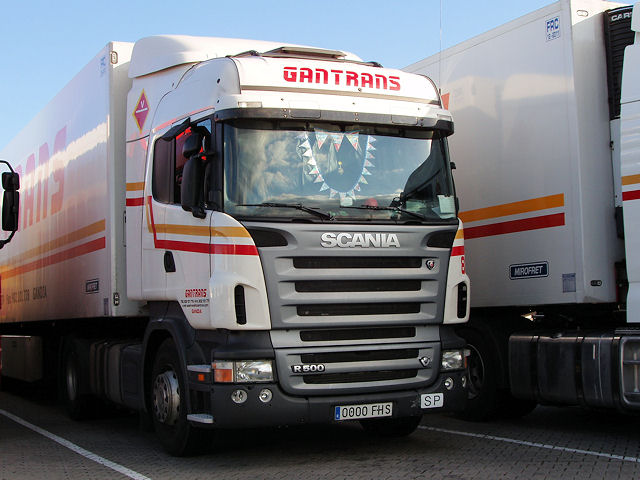 Scania-R-500-Gantrans-Holz-030407-01-ESP.jpg