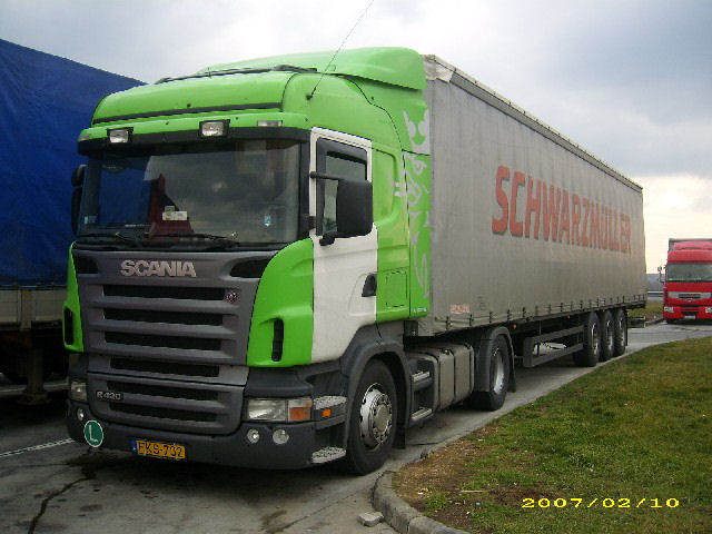 Scania-R-420-Mobil-Kovacs-100207-01-HUN.jpg