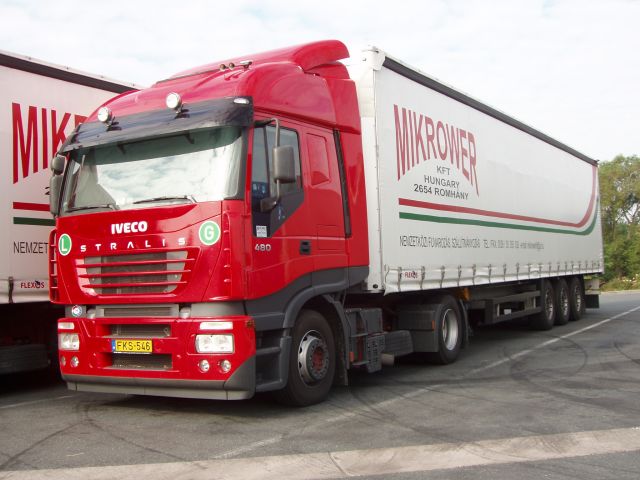 Iveco-Stralis-AS-440S48-Mikrower-Holz-110805-01-HUN.jpg