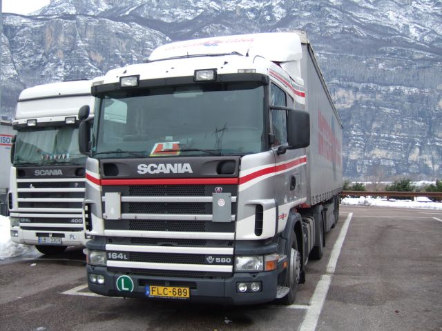 Scania-164-L-580-Intermontana-Fustinoni-161205-01-HUN.jpg - G. Fustinoni