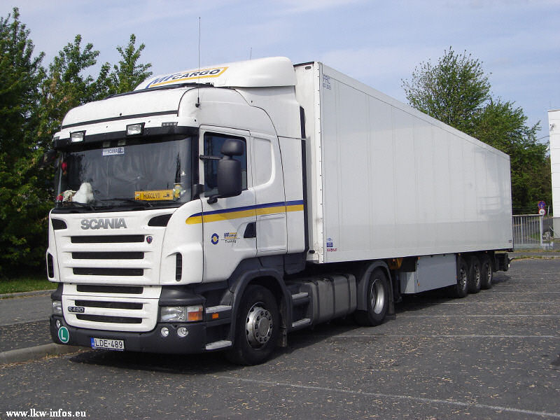 HUN-Scania-R-420-Mf-Cargo-Halasz-270609-01.jpg