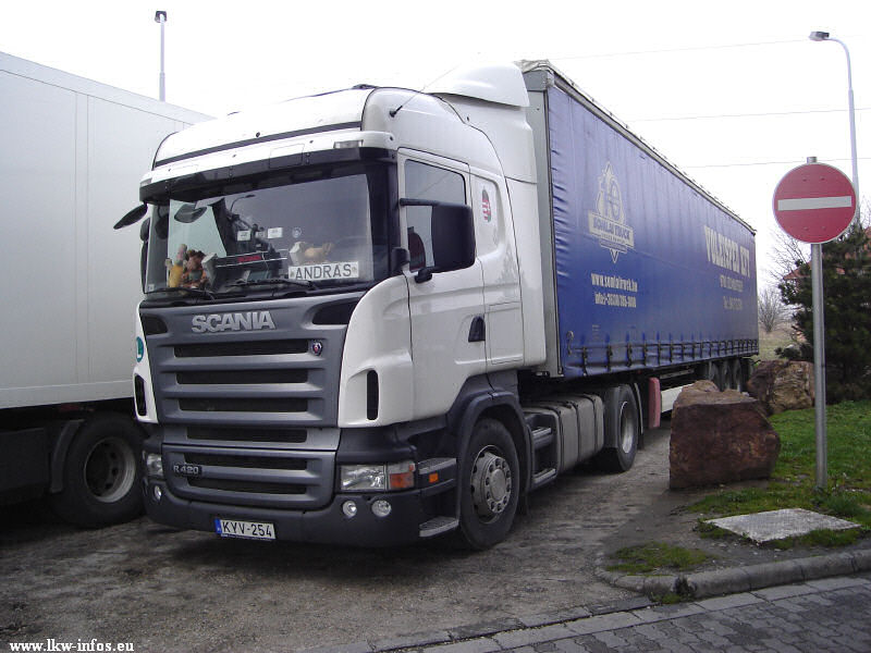 HUN-Scania-R-420-Voleisped-Halasz-010409-01.jpg