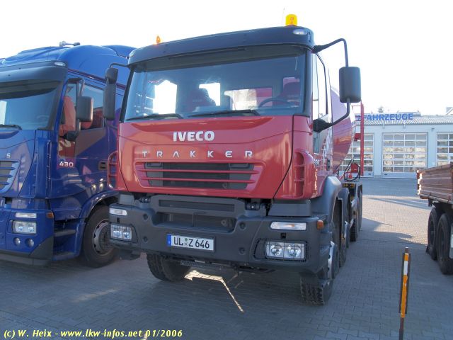 Iveco-Trakker-380T38-Iveco-290106-05.jpg