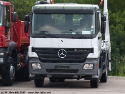 MB-Actros-1832-MP2-weiss-1206050-01