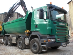 Scania-R-420-gruen-Kleinrensing-120609-01