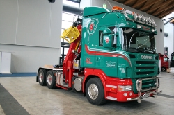 Scania-R-gruen-PvUrk-300609-01