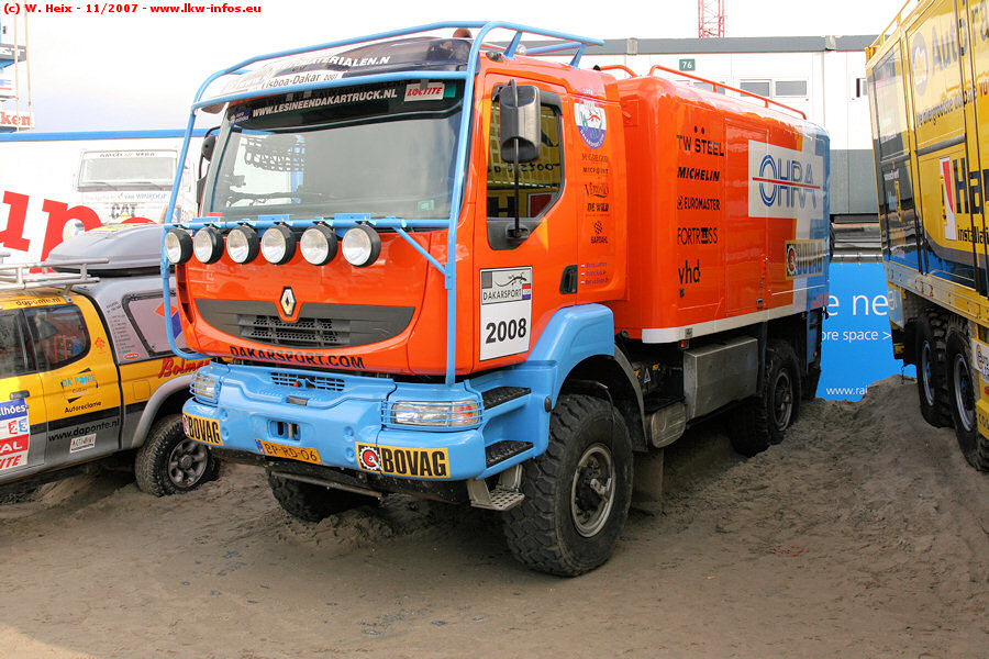 Renault-Kerax-Dakarsport-041107-02.jpg