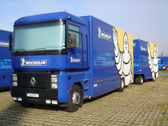 Renault-Magnum-Michelin-Strauch-080705-02.jpg