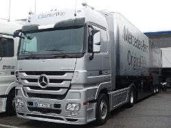 MB-Actros-3-1851-CharterWay-Strauch-050609-01