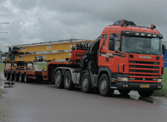 Scania-144-G-460-Remmers-AvUrk-271106-02.jpg - Arie van Urk