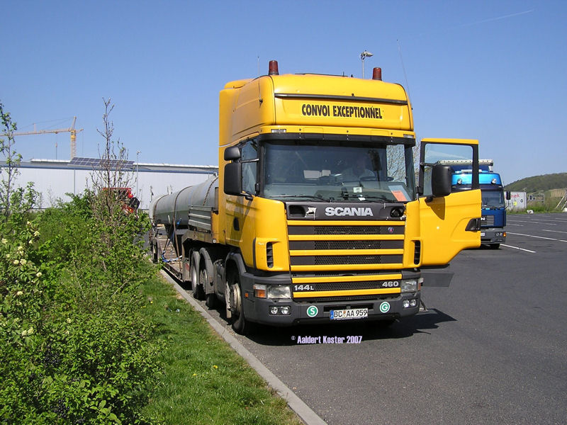 Scania-144-L-460-gelb-Koster-140507-01.jpg - Aaldert Koster