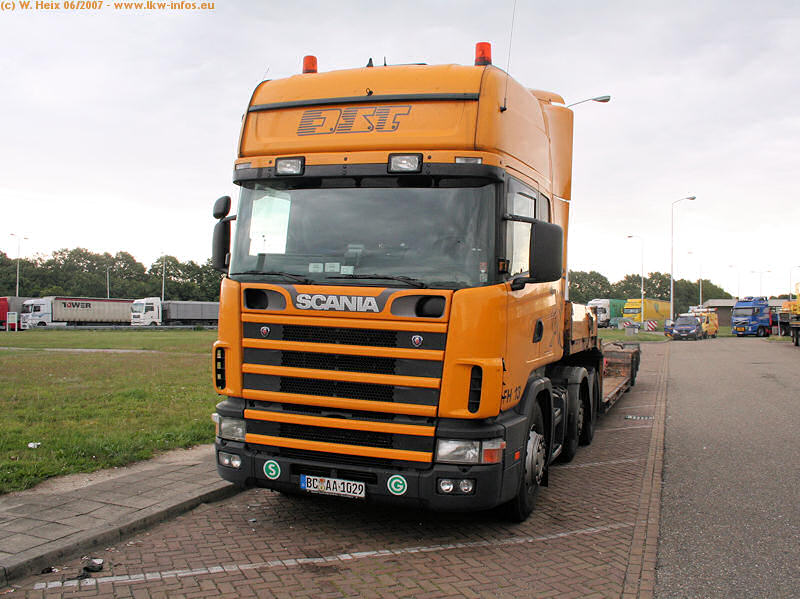 Scania-4er-DST-270607-03.jpg