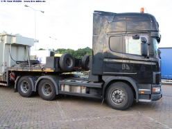 Scania-164-G-580-schwarz-270608-05